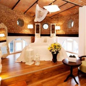 the White Swan Suites Beyoglu 