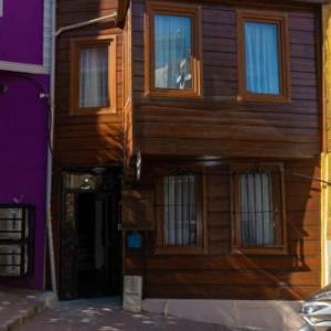 Taksim Wooden House Hostel