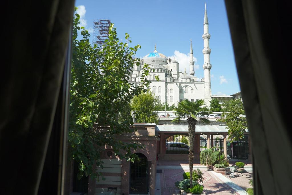 Sultanahmet Palace Hotel - image 7