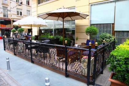 Arts Hotel Taksim - image 9