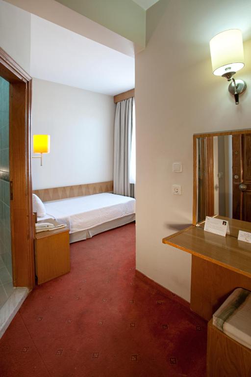 Ilkay Hotel - image 6