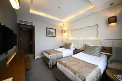 Hotel Grand Star - image 4