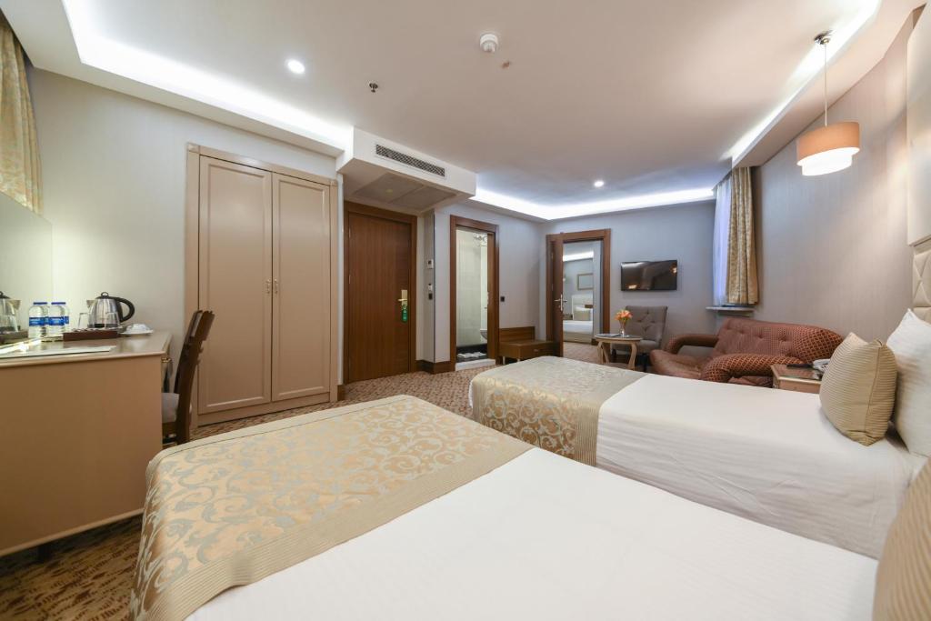 Hotel Grand Star - image 5