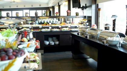 Point Hotel Taksim - image 10