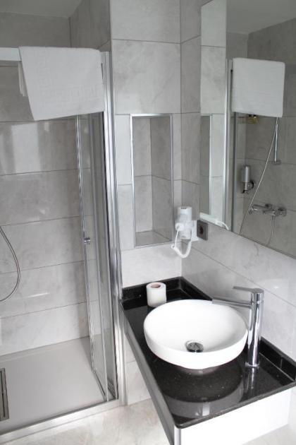 Triada Hotel Taksim - image 10