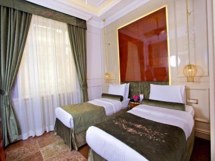 Taksim Star Hotel - image 20