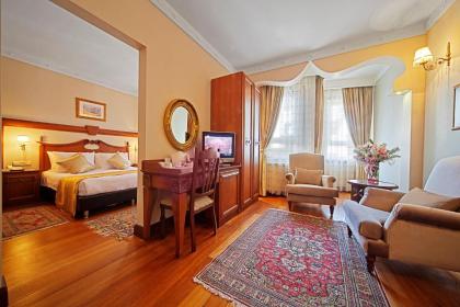 Azade Hotel Istanbul - image 12