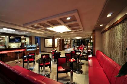 Istanbul Golden City Hotel - image 9