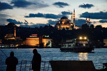 Taksim Trust Hotel - image 19