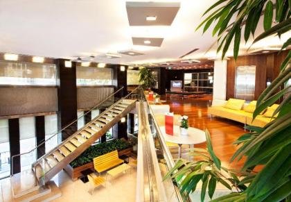 Point Hotel Taksim - image 18