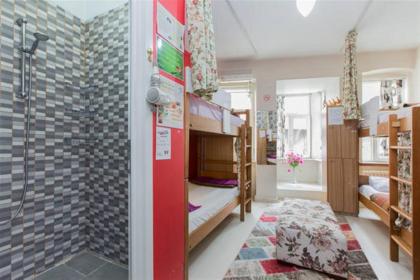 Istanbul Taksim Green House Hostel - image 9