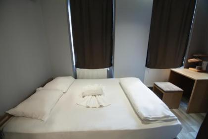 Stay Inn Taksim Hostel - image 20