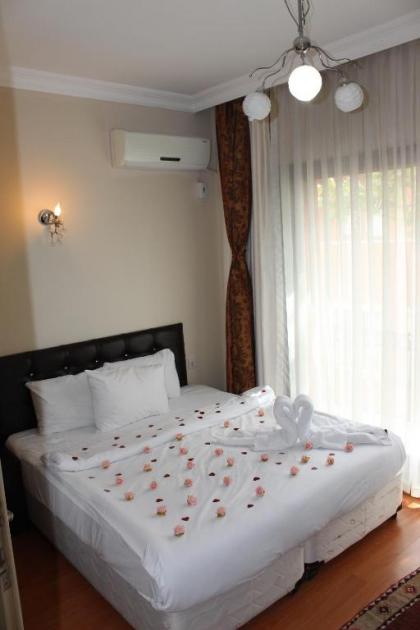 Ercan Inn Hotel - image 12