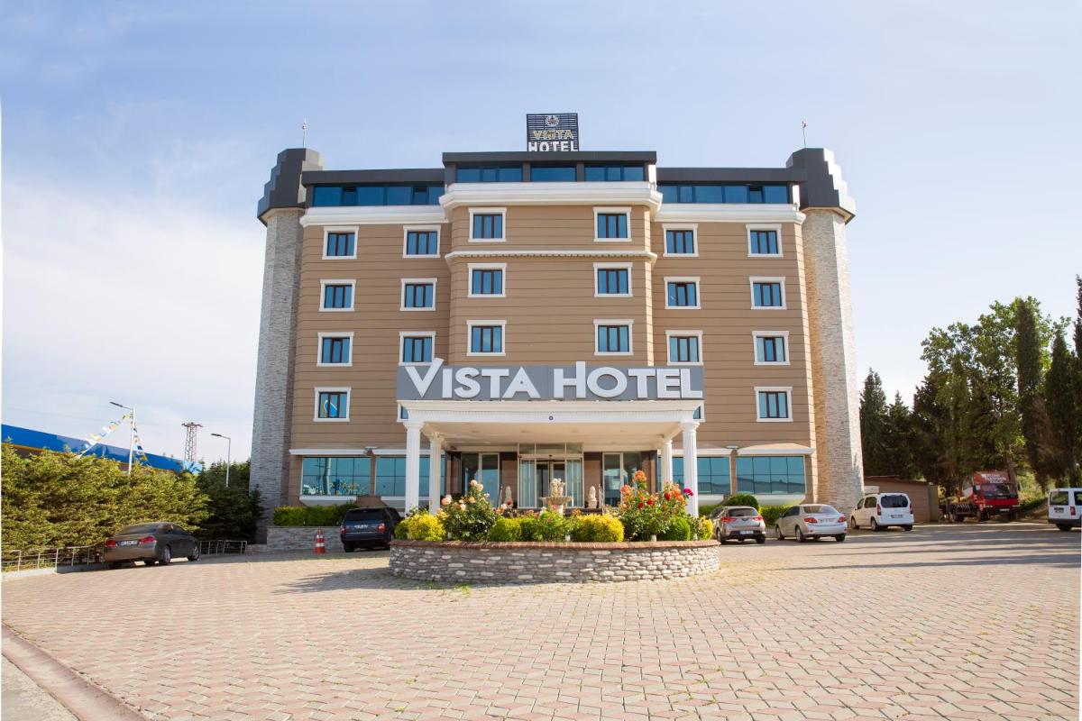 Premier Vista Hotel - image 3