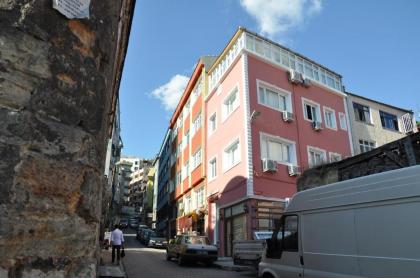 Huxley Hotel and Aparts Old City - image 1