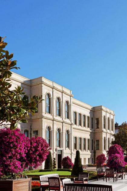 Four Seasons Hotel Istanbul At The Bosphorus - image 3