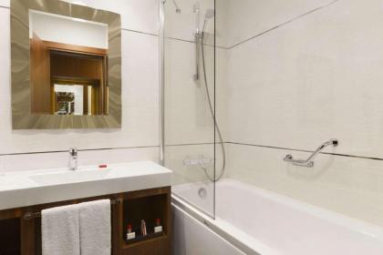 Ramada Hotel And Suites Istanbul Atakoy - image 18