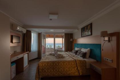 Seatanbul Hotel - image 14