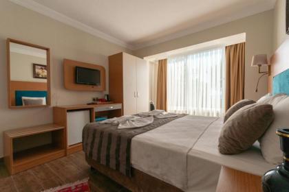 Seatanbul Hotel - image 8