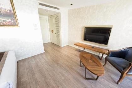 Suiteness Taksim Hotel - image 14