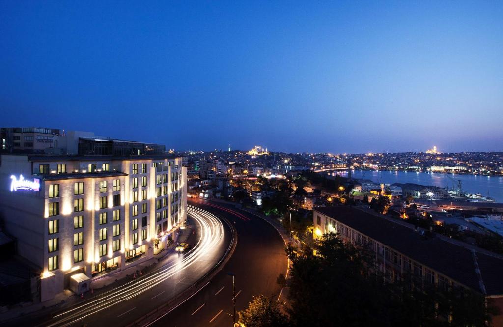 Radisson Blu Hotel Istanbul Pera - main image