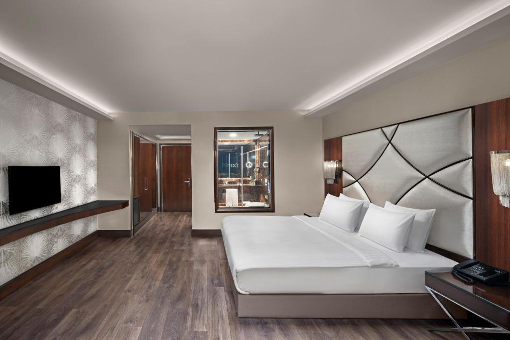 DoubleTree by Hilton Istanbul Esentepe - image 7