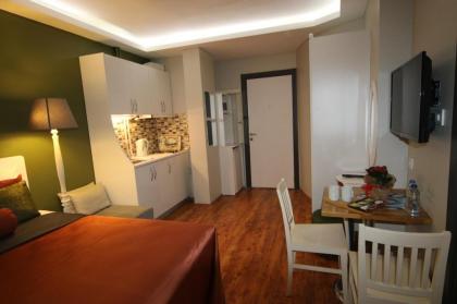 Hotel Taksim Home - image 10