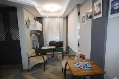 Hotel Taksim Home - image 12