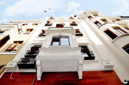 Taksim House - image 7