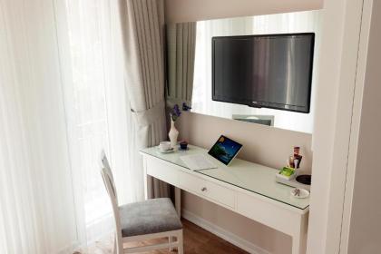 Ten Rooms Istanbul Hotel - image 1