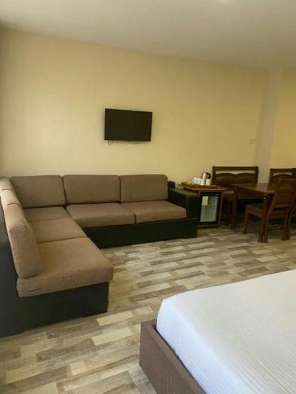 Cumbali Plaza Hotel - image 7