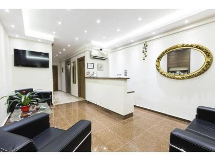 Zendy Suite Hotel - image 1