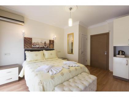 Zendy Suite Hotel - image 7