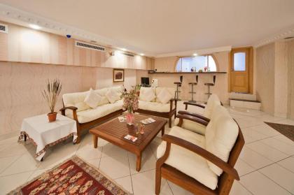 The Byzantium Hotel And Suites - image 7