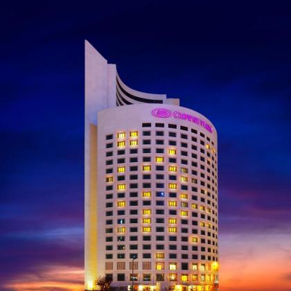 Crowne Plaza Istanbul Oryapark - image 1