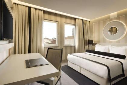 Ramada Hotel & Suites Istanbul Sisli - image 20