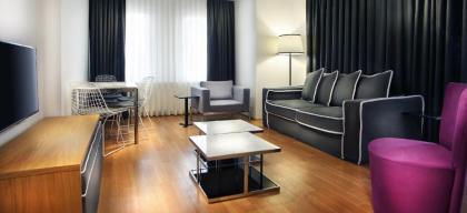 Nish Suites Atasehir - image 12