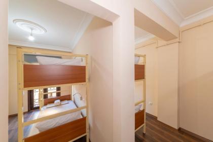 Taksim City Hostel - image 17