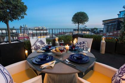 Istanbul Irini Seaview House - image 2