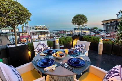 Istanbul Irini Seaview House - image 4