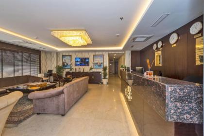 Aprilis Gold Hotel - image 16