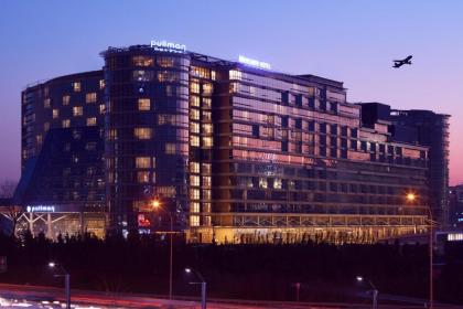 Mercure Istanbul West Hotel & Convention Center - image 2