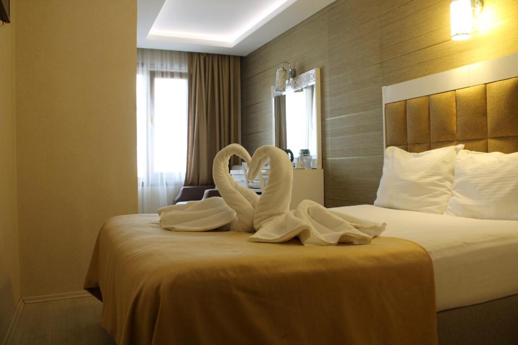 Istanbul River Hotel - image 7