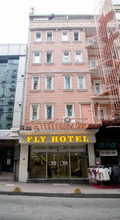 Fly Hotel - main image