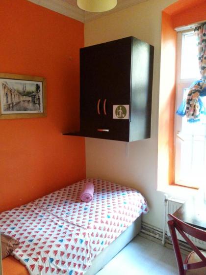 TAXİM HOSTEL - image 19