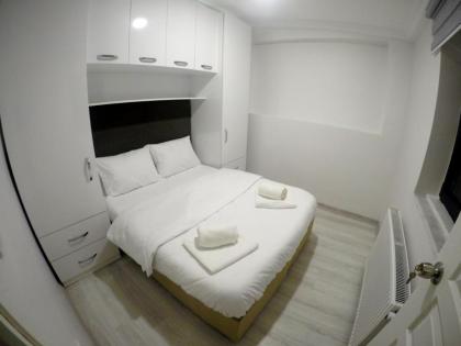 Taksim Square Apart Hotel - image 1