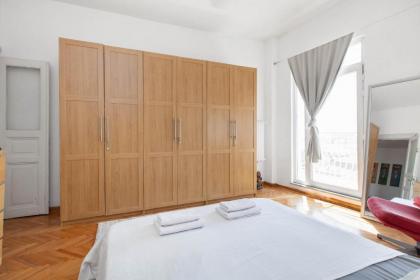 Cihangir Apartment; 3-bed Central with Stunning view - image 20