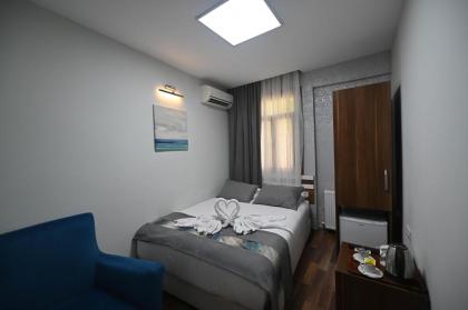 Safir Gold Hotel - image 17