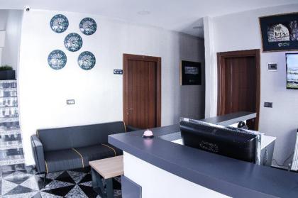 Campus Boutique Hotel - image 2