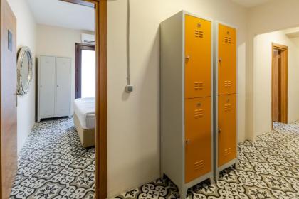 Sanat Hostel Taksim - image 8